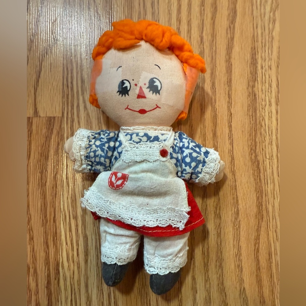 Knickerbocker Hallmark Raggedy Ann - Picture 2 of 6